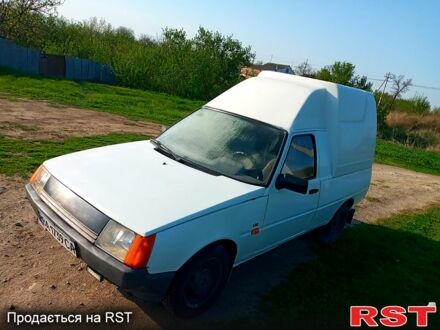ЗАЗ Таврія-Пікап 2003 у Кропивницькому (Кіровограді) на Automoto.ua Білий ЗАЗ Таврія-Пікап, об'ємом двигуна 1.2 л та пробігом 0 тис. км за 850 $, фото 1 на Automoto.ua