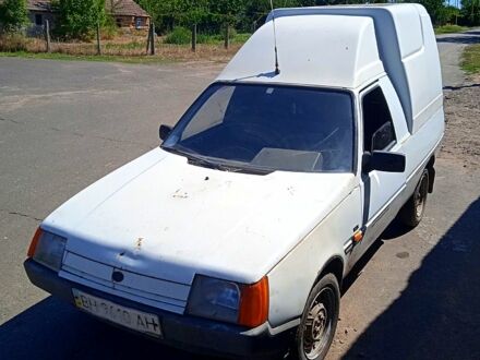 ЗАЗ Таврія-Пікап 2004 у Одесі на Automoto.ua Білий ЗАЗ Таврія-Пікап, об'ємом двигуна 1.2 л та пробігом 300 тис. км за 640 $, фото 1 на Automoto.ua