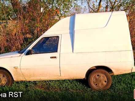 Белый ЗАЗ Таврия-Пикап, объемом двигателя 1.2 л и пробегом 0 тыс. км за 1000 $, фото 1 на Automoto.ua