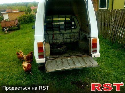 ЗАЗ Таврія-Пікап 2004 у Львові на Automoto.ua Білий ЗАЗ Таврія-Пікап, об'ємом двигуна 1.2 л та пробігом 98 тис. км за 650 $, фото 1 на Automoto.ua