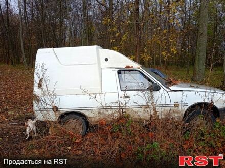 ЗАЗ Таврия-Пикап 2004 в Сумах на Automoto.ua Белый ЗАЗ Таврия-Пикап, объемом двигателя 1.2 л и пробегом 180 тыс. км за 650 $, фото 1 на Automoto.ua