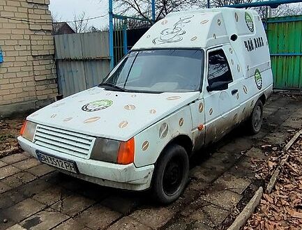 ЗАЗ Таврия-Пикап 2007 в Доброполье на Automoto.ua Белый ЗАЗ Таврия-Пикап, объемом двигателя 12 л и пробегом 300 тыс. км за 700 $, фото 1 на Automoto.ua
