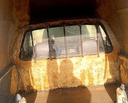 ЗАЗ Таврия-Пикап, объемом двигателя 1.2 л и пробегом 170 тыс. км за 1000 $, фото 4 на Automoto.ua