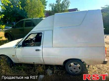 ЗАЗ Таврія-Пікап 1988 у Миколаєві на Automoto.ua ЗАЗ Таврія-Пікап, об'ємом двигуна 1.2 л та пробігом 0 тис. км за 450 $, фото 1 на Automoto.ua