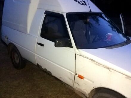 ЗАЗ Таврія-Пікап 2002 у Дніпро (Дніпропетровську) на Automoto.ua ЗАЗ Таврія-Пікап, об'ємом двигуна 1.2 л та пробігом 232 тис. км за 800 $, фото 1 на Automoto.ua