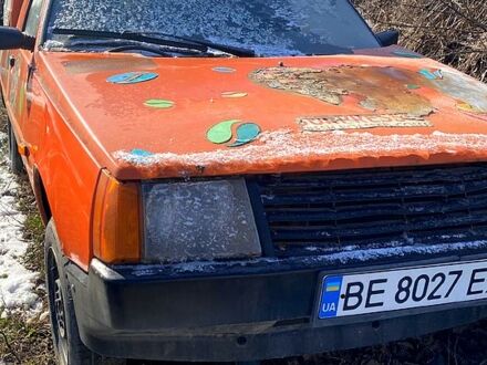 ЗАЗ Таврія-Пікап 2005 у Миколаєві на Automoto.ua Помаранчевий ЗАЗ Таврія-Пікап, об'ємом двигуна 1.3 л та пробігом 100 тис. км за 600 $, фото 1 на Automoto.ua