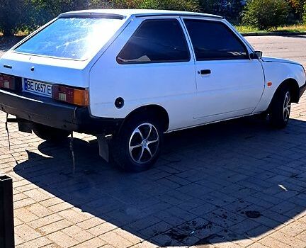 Белый ЗАЗ Таврия, объемом двигателя 1.1 л и пробегом 150 тыс. км за 650 $, фото 4 на Automoto.ua