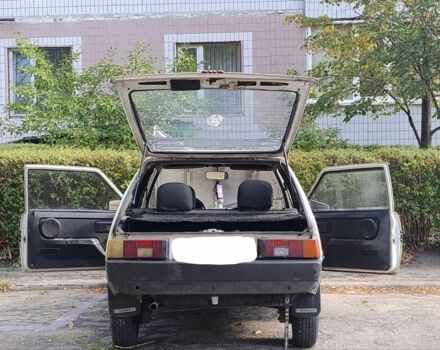 Белый ЗАЗ Таврия, объемом двигателя 1.1 л и пробегом 100 тыс. км за 650 $, фото 3 на Automoto.ua