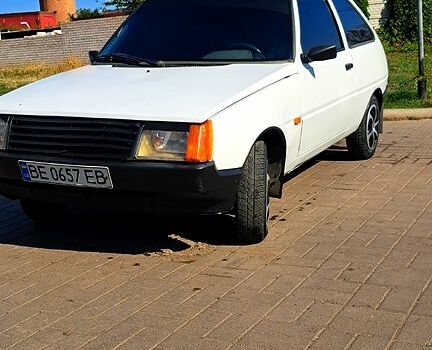 Белый ЗАЗ Таврия, объемом двигателя 1.1 л и пробегом 150 тыс. км за 650 $, фото 1 на Automoto.ua