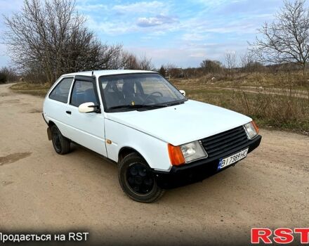 Белый ЗАЗ Таврия, объемом двигателя 1.1 л и пробегом 220 тыс. км за 750 $, фото 4 на Automoto.ua