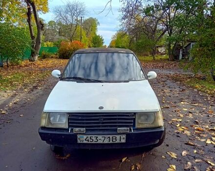 Білий ЗАЗ Таврія, об'ємом двигуна 1.1 л та пробігом 87 тис. км за 350 $, фото 2 на Automoto.ua