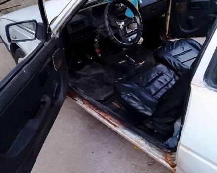 Белый ЗАЗ Таврия, объемом двигателя 1.1 л и пробегом 200 тыс. км за 360 $, фото 3 на Automoto.ua