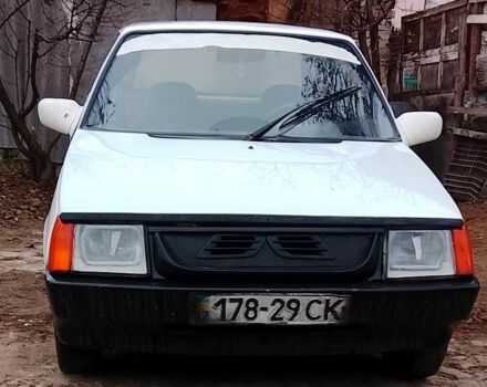 Білий ЗАЗ Таврія, об'ємом двигуна 1.1 л та пробігом 200 тис. км за 350 $, фото 2 на Automoto.ua