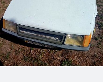 Белый ЗАЗ Таврия, объемом двигателя 1.1 л и пробегом 130 тыс. км за 350 $, фото 4 на Automoto.ua