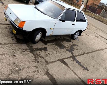 Белый ЗАЗ Таврия, объемом двигателя 1.1 л и пробегом 200 тыс. км за 1000 $, фото 3 на Automoto.ua
