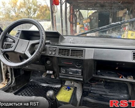 Белый ЗАЗ Таврия, объемом двигателя 1.2 л и пробегом 380 тыс. км за 550 $, фото 6 на Automoto.ua