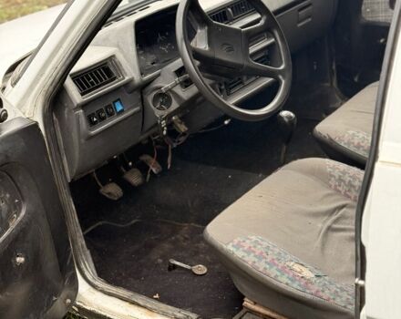 Білий ЗАЗ Таврія, об'ємом двигуна 1.2 л та пробігом 200 тис. км за 392 $, фото 9 на Automoto.ua