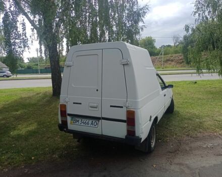 Белый ЗАЗ Таврия, объемом двигателя 1.3 л и пробегом 100 тыс. км за 650 $, фото 3 на Automoto.ua
