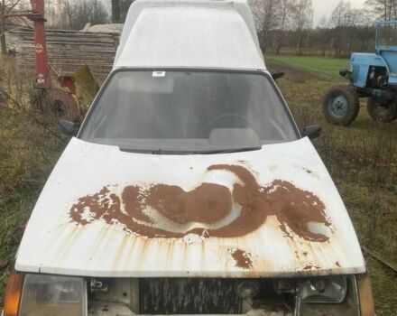 Белый ЗАЗ Таврия, объемом двигателя 1.2 л и пробегом 100 тыс. км за 238 $, фото 6 на Automoto.ua