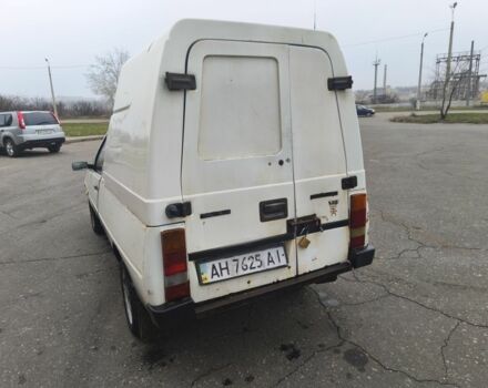 Белый ЗАЗ Таврия, объемом двигателя 1.2 л и пробегом 200 тыс. км за 639 $, фото 3 на Automoto.ua