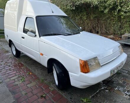 Белый ЗАЗ Таврия, объемом двигателя 1.1 л и пробегом 200 тыс. км за 409 $, фото 3 на Automoto.ua