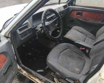 Белый ЗАЗ Таврия, объемом двигателя 1.2 л и пробегом 200 тыс. км за 639 $, фото 7 на Automoto.ua