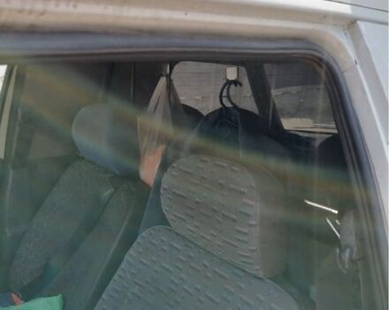 Белый ЗАЗ Таврия, объемом двигателя 1.2 л и пробегом 150 тыс. км за 1400 $, фото 7 на Automoto.ua