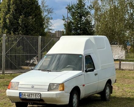 Белый ЗАЗ Таврия, объемом двигателя 1.3 л и пробегом 150 тыс. км за 1100 $, фото 2 на Automoto.ua