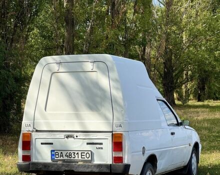 Белый ЗАЗ Таврия, объемом двигателя 1.3 л и пробегом 150 тыс. км за 1100 $, фото 3 на Automoto.ua