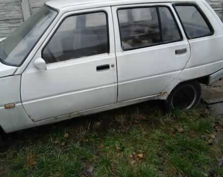 Белый ЗАЗ Таврия, объемом двигателя 1.1 л и пробегом 100 тыс. км за 261 $, фото 1 на Automoto.ua