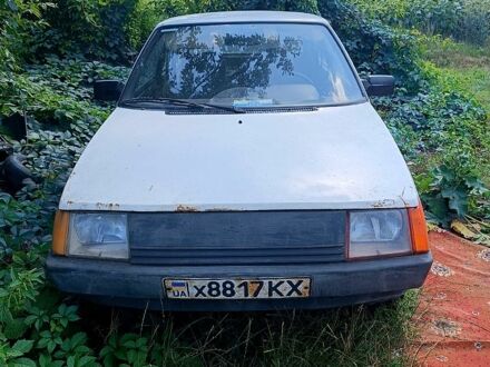 Белый ЗАЗ Таврия, объемом двигателя 1.2 л и пробегом 100 тыс. км за 300 $, фото 1 на Automoto.ua