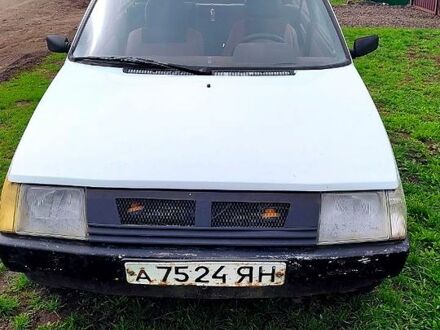 ЗАЗ Таврия 1990 в Краматорске на Automoto.ua Белый ЗАЗ Таврия, объемом двигателя 13 л и пробегом 0 тыс. км за 500 $, фото 1 на Automoto.ua
