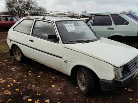 ЗАЗ Таврия 1991 в Миргороде на Automoto.ua Белый ЗАЗ Таврия, объемом двигателя 0 л и пробегом 100 тыс. км за 357 $, фото 1 на Automoto.ua