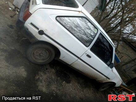 ЗАЗ Таврія 1992 у Голованевске на Automoto.ua Білий ЗАЗ Таврія, об'ємом двигуна 11 л та пробігом 0 тис. км за 700 $, фото 1 на Automoto.ua