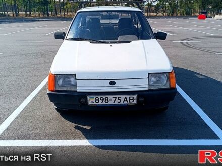 Белый ЗАЗ Таврия, объемом двигателя 1.2 л и пробегом 100 тыс. км за 390 $, фото 1 на Automoto.ua