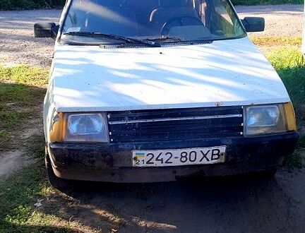 ЗАЗ Таврия 1994 в Полтаве на Automoto.ua Белый ЗАЗ Таврия, объемом двигателя 1.1 л и пробегом 107 тыс. км за 300 $, фото 1 на Automoto.ua