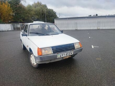 ЗАЗ Таврия 1999 в Киеве на Automoto.ua Белый ЗАЗ Таврия, объемом двигателя 2.45 л и пробегом 60 тыс. км за 423 $, фото 1 на Automoto.ua