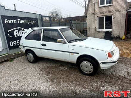 Білий ЗАЗ Таврія, об'ємом двигуна 1.1 л та пробігом 200 тис. км за 500 $, фото 1 на Automoto.ua