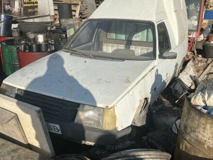 ЗАЗ Таврия 2005 в Тернополе на Automoto.ua Белый ЗАЗ Таврия, объемом двигателя 0 л и пробегом 100 тыс. км за 239 $, фото 1 на Automoto.ua