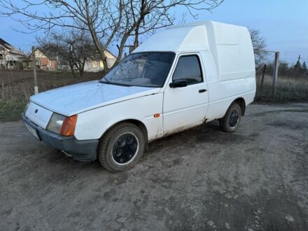 ЗАЗ Таврія 2005 у Люботине на Automoto.ua Білий ЗАЗ Таврія, об'ємом двигуна 1.25 л та пробігом 135 тис. км за 770 $, фото 1 на Automoto.ua