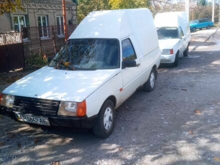 ЗАЗ Таврия 2005 в Запорожье на Automoto.ua Белый ЗАЗ Таврия, объемом двигателя 1.2 л и пробегом 111 тыс. км за 1337 $, фото 1 на Automoto.ua