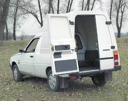 Белый ЗАЗ Таврия, объемом двигателя 0 л и пробегом 100 тыс. км за 800 $, фото 1 на Automoto.ua