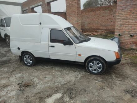 Белый ЗАЗ Таврия, объемом двигателя 1.3 л и пробегом 274 тыс. км за 600 $, фото 1 на Automoto.ua