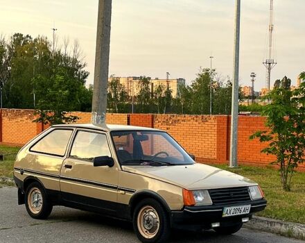 Бежевый ЗАЗ Таврия, объемом двигателя 1.1 л и пробегом 242 тыс. км за 500 $, фото 3 на Automoto.ua