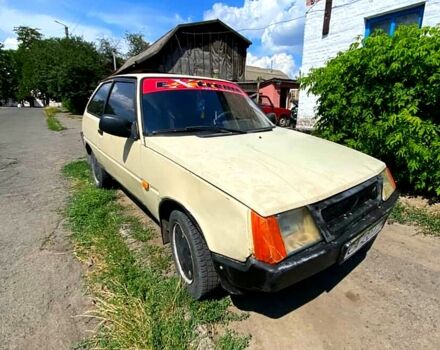 Бежевый ЗАЗ Таврия, объемом двигателя 1.1 л и пробегом 100 тыс. км за 360 $, фото 2 на Automoto.ua