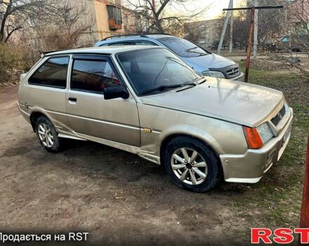 Бежевый ЗАЗ Таврия, объемом двигателя 1.1 л и пробегом 300 тыс. км за 750 $, фото 3 на Automoto.ua