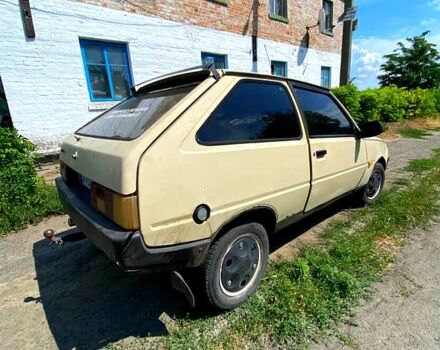 Бежевый ЗАЗ Таврия, объемом двигателя 1.1 л и пробегом 100 тыс. км за 360 $, фото 3 на Automoto.ua