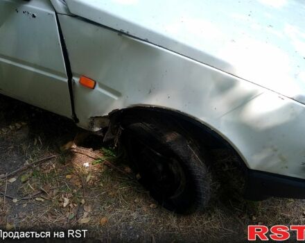 Бежевый ЗАЗ Таврия, объемом двигателя 1.1 л и пробегом 100 тыс. км за 300 $, фото 4 на Automoto.ua