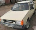 Бежевый ЗАЗ Таврия, объемом двигателя 0 л и пробегом 100 тыс. км за 300 $, фото 1 на Automoto.ua
