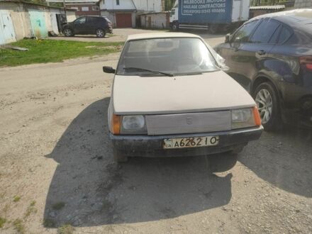 ЗАЗ Таврія 1989 у Житомирі на Automoto.ua Бежевий ЗАЗ Таврія, об'ємом двигуна 1.3 л та пробігом 200 тис. км за 300 $, фото 1 на Automoto.ua